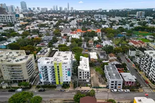 650 SW 1st St, Miami, FL 33130 - Photo 30