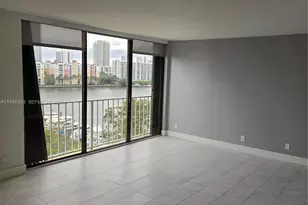 290 174th St, Sunny Isles Beach, FL 33160 - Photo 2
