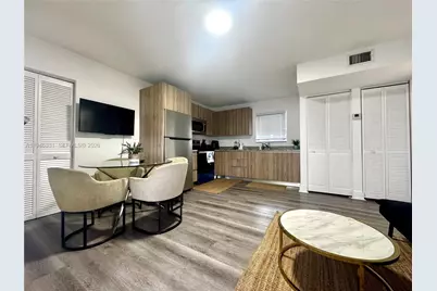 1684 SW 10th St #5, Miami, FL 33135 - Photo 1