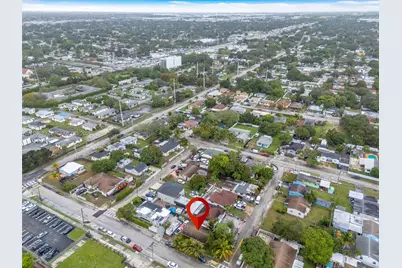 8400 NW 24th Ct, Miami, FL 33147 - Photo 18