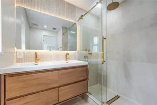 1065 NW 50th St, Miami, FL 33127 - Photo 10