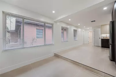 1065 NW 50th St, Miami, FL 33127 - Photo 6