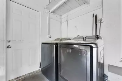 195 NW 115th St, Miami, FL 33168 - Photo 18