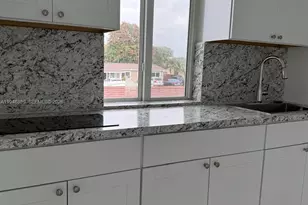 730 Curtiss Dr, Opa-Locka, FL 33054 - Photo 6