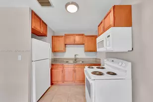 2610 Riverland Dr, Fort Lauderdale, FL 33312 - Photo 2