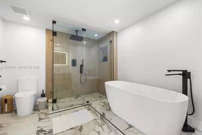 485 Brickell Ave #1804, Miami, FL 33131 - Photo 20