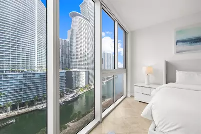 485 Brickell Ave #1804, Miami, FL 33131 - Photo 14