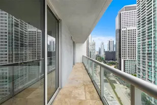485 Brickell Ave, Miami, FL 33131 - Photo 32