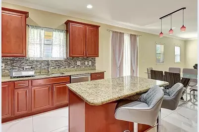 1018 SW Eckard Ave #0, Port Saint Lucie, FL 34953 - Photo 12