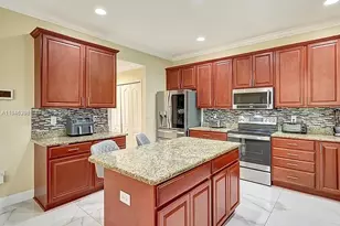 1018 SW Eckard Ave, Port Saint Lucie, FL 34953 - Photo 8