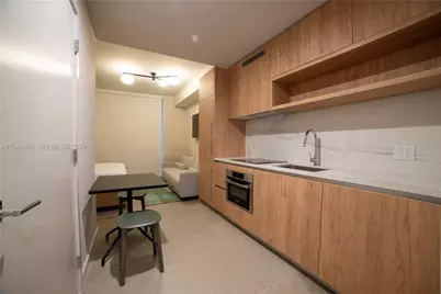 11 NE 6th #1908, Miami, FL 33132 - Photo 4