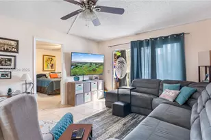 1351 SW 125th Ave, Pembroke Pines, FL 33027 - Photo 28