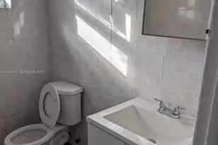 1461 SW 5th St, Miami, FL 33135 - Photo 10