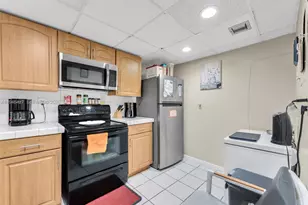 9050 NW 28th St, Coral Springs, FL 33065 - Photo 6