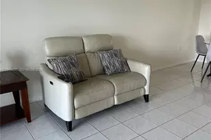 2240 N Cypress Bend Dr, Pompano Beach, FL 33069 - Photo 6