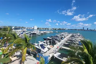 7601 E Treasure Dr, North Bay Village, FL 33141 - Photo 52