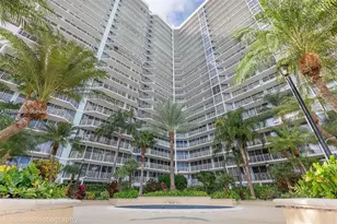 7601 E Treasure Dr, North Bay Village, FL 33141 - Photo 1