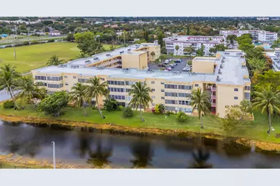3990 NW 42nd Ave #403, Lauderdale Lakes, FL 33319 - Photo 18