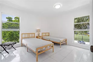201 178th Dr, Sunny Isles Beach, FL 33160 - Photo 18