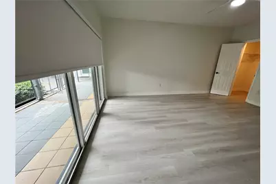 946 Bay Dr #4, Miami Beach, FL 33141 - Photo 14