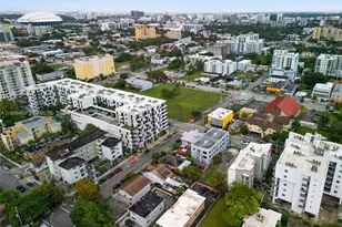 650 SW 1st St, Miami, FL 33130 - Photo 34