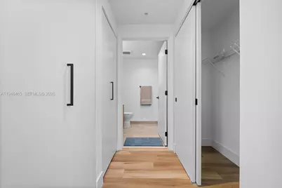 650 SW 1st St #405, Miami, FL 33130 - Photo 18