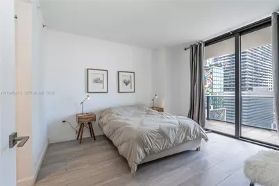 45 SW 9th St #1205, Miami, FL 33130 - Photo 14