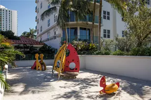 19900 E Country Club Dr, Aventura, FL 33180 - Photo 22