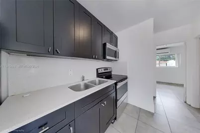 1145 NW 3rd St #7, Miami, FL 33128 - Photo 2