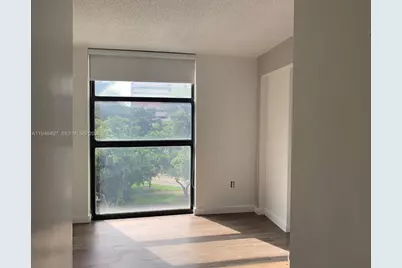 911 E Ponce De Leon Blvd #403, Coral Gables, FL 33134 - Photo 18