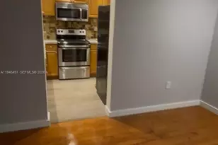 911 E Ponce De Leon Blvd, Coral Gables, FL 33134 - Photo 26