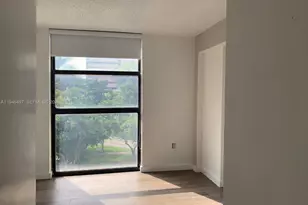 911 E Ponce De Leon Blvd, Coral Gables, FL 33134 - Photo 8