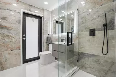 1781 NW 94th St, Miami, FL 33147 - Photo 18