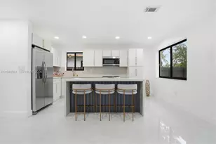 1781 NW 94th St, Miami, FL 33147 - Photo 8