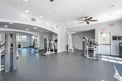 8363 Lake Dr #503, Doral, FL 33166 - Photo 18