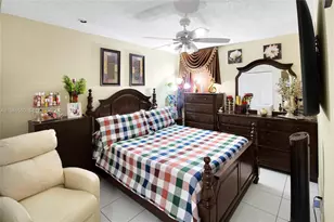 42 NW 132nd Pl, Miami, FL 33182 - Photo 16