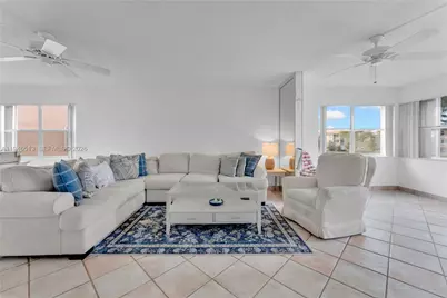 9721 Sunrise Lakes Blvd #201, Sunrise, FL 33322 - Photo 1