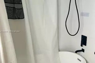 1924 SE 11th St, Homestead, FL 33035 - Photo 4