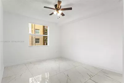 17100 N Bay Rd #1210, Sunny Isles Beach, FL 33160 - Photo 6