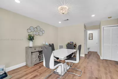 2003 NW 181st Ave, Pembroke Pines, FL 33029 - Photo 12