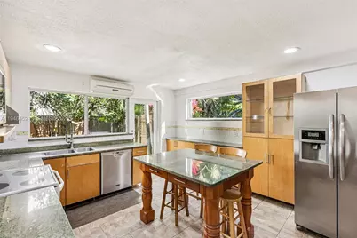 13503 NE 23rd Pl, North Miami, FL 33181 - Photo 12