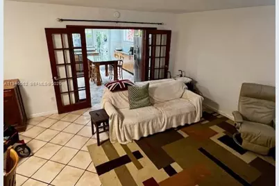 13503 NE 23rd Pl, North Miami, FL 33181 - Photo 4