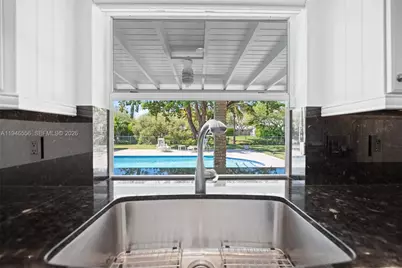 13060 SW 70th Ave, Pinecrest, FL 33156 - Photo 16