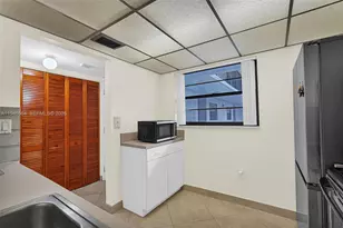 10825 SW 112th Ave, Miami, FL 33176 - Photo 10