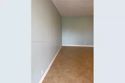 3212 NE 10th St #6, Pompano Beach, FL 33062 - Photo 2