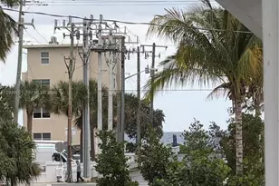 3212 NE 10th St, Pompano Beach, FL 33062 - Photo 24