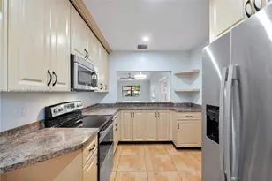 6616 N Parkway Dr, Margate, FL 33068 - Photo 4