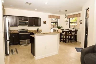 11601 SW 232nd Ln, Homestead, FL 33032 - Photo 8