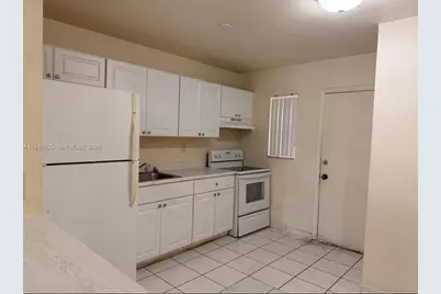 1900 W 54th St #320, Hialeah, FL 33012 - Photo 6