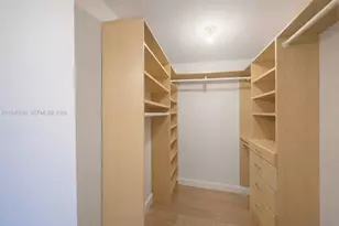 5700 Collins Ave, Miami Beach, FL 33140 - Photo 12